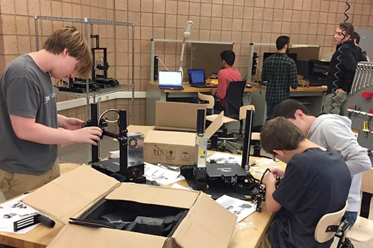 students working in Fabrication Studio