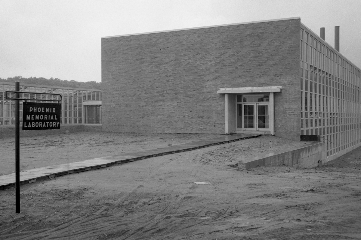 Michigan Memorial Phoenix Project circa 1955 © Ann Arbor News courtesy of the Ann Arbor District Library