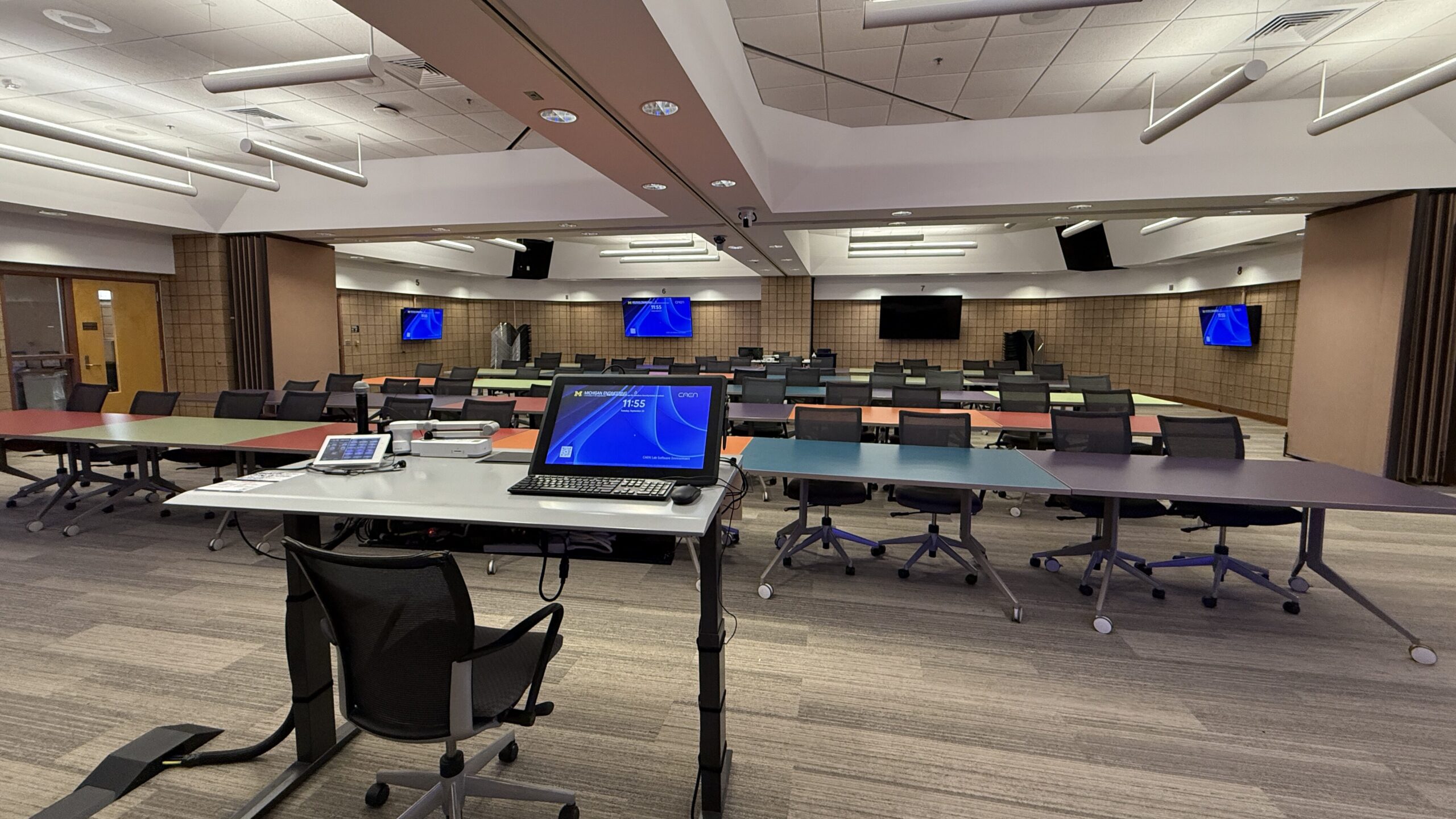 Panoramic view of Room 3358